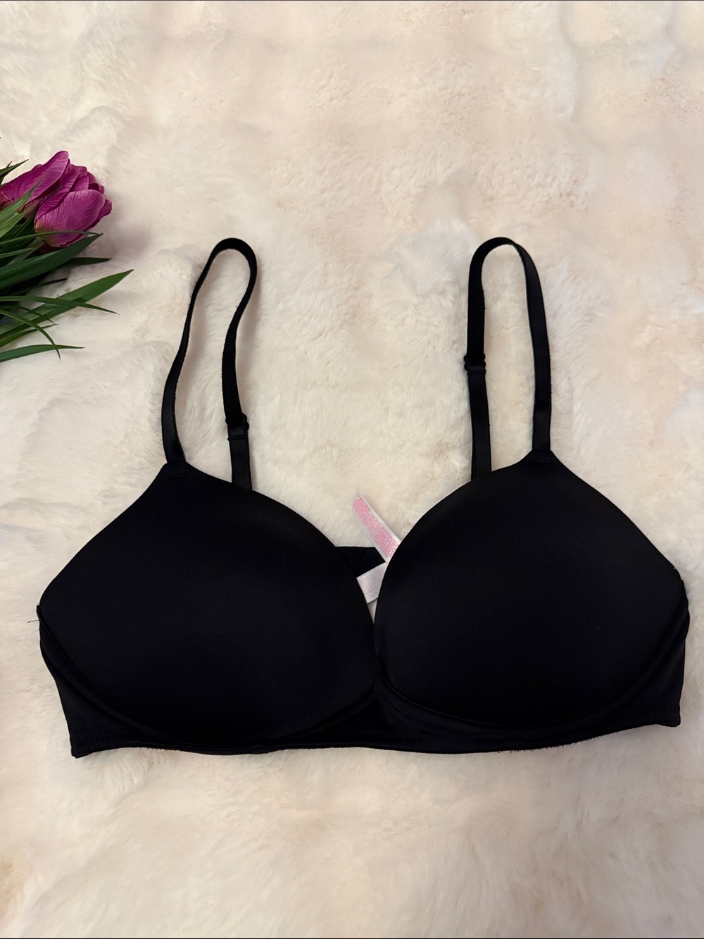 PINK Victoria's Secret Black Smooth Molded Bra